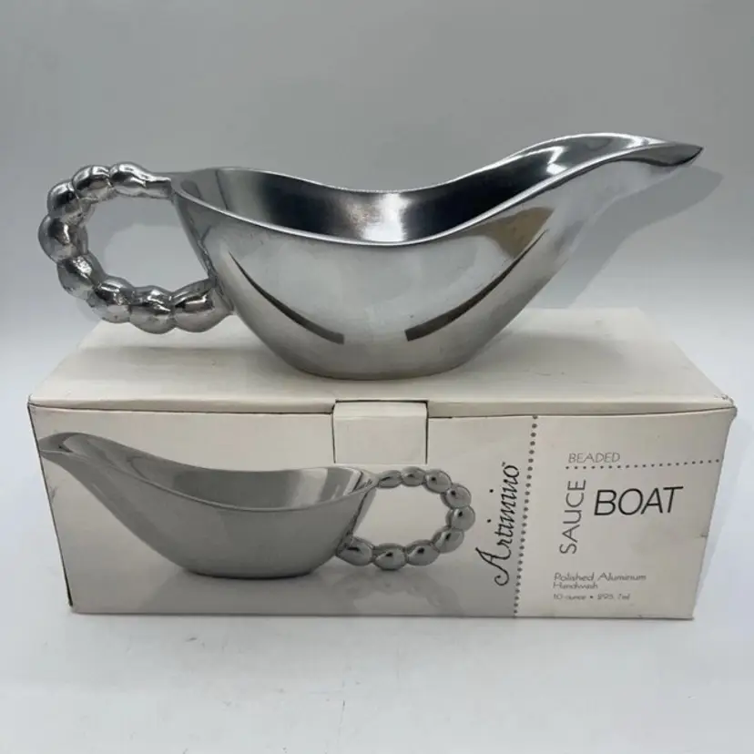 Artimino Beaded Sauce Boat 10 Ounces Polish Aluminum New 8.5”x3”