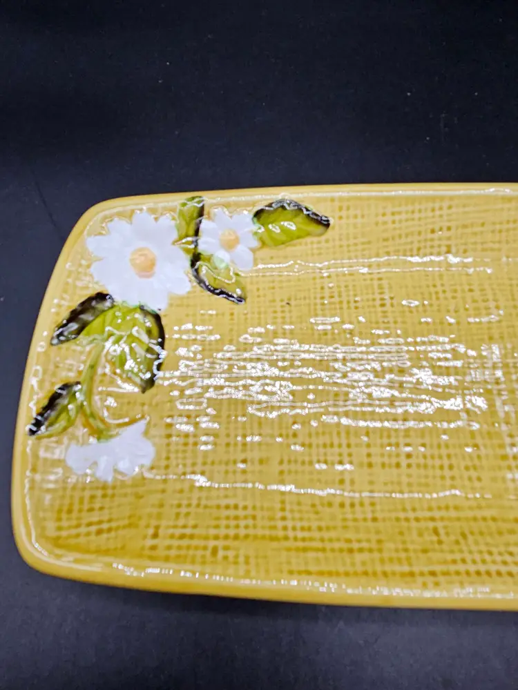 Shabby Chic I W Rice Co IRice Yellow Woven Daisy Vanity Trinket Tray Porcelain