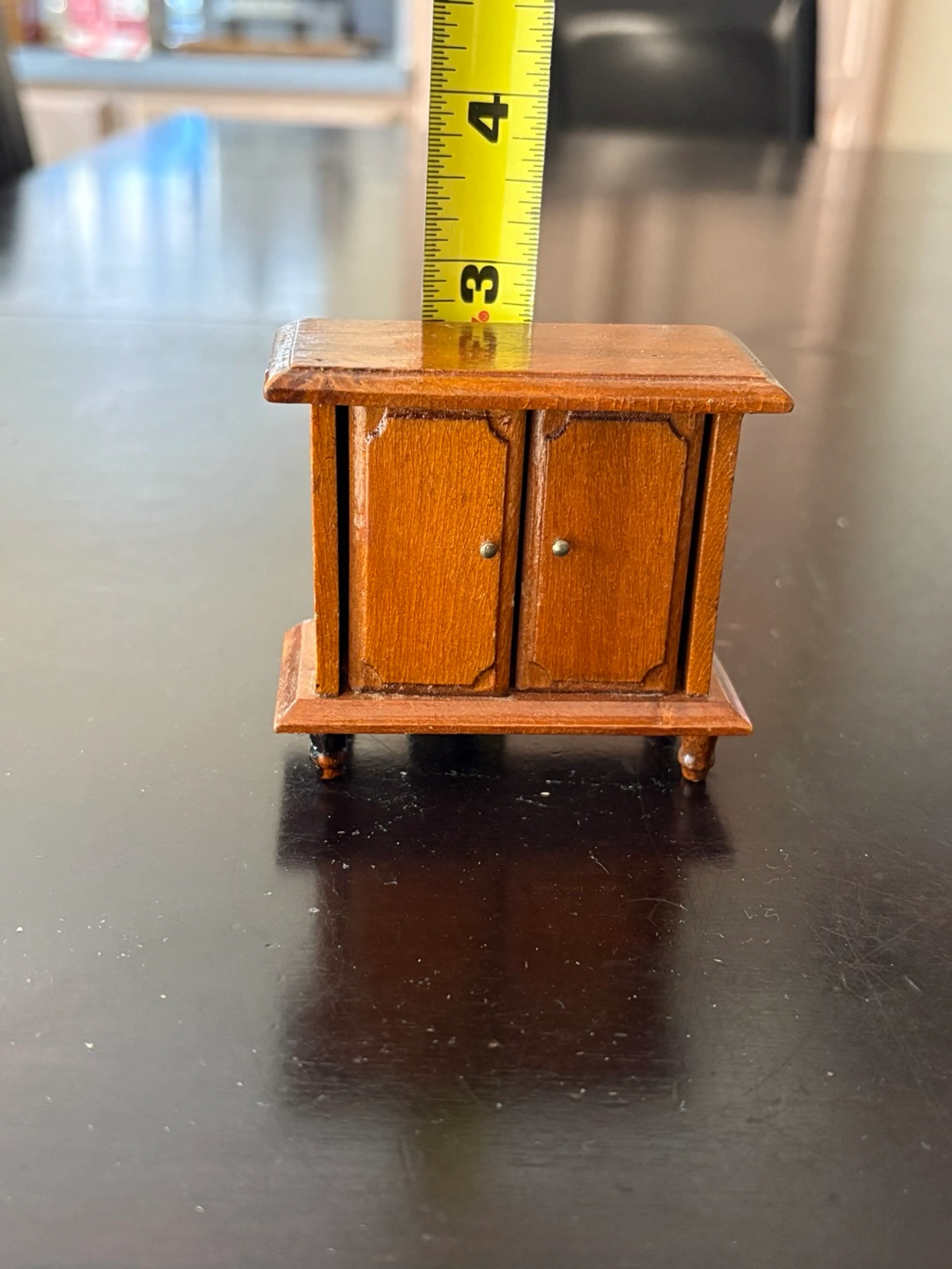 Image 2 of 4