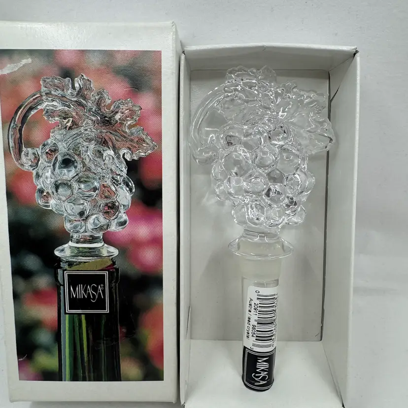 Mikasa Grapes Wine Stopper, NWT