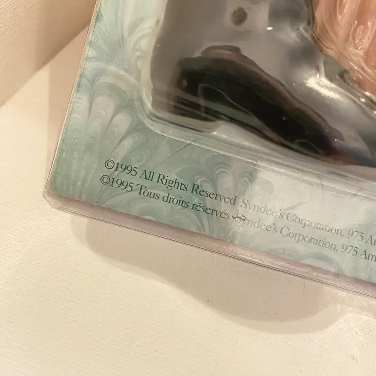 Pair Of Syndee’s Crafts Doll Kit Santa & Mrs Claus “Old World” NOS