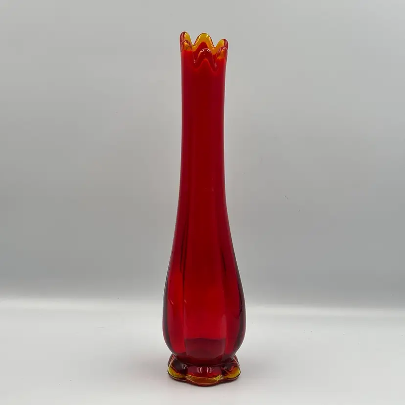 Vintage LE Smith Simplicity Amberina Glass Swung Vase 11”