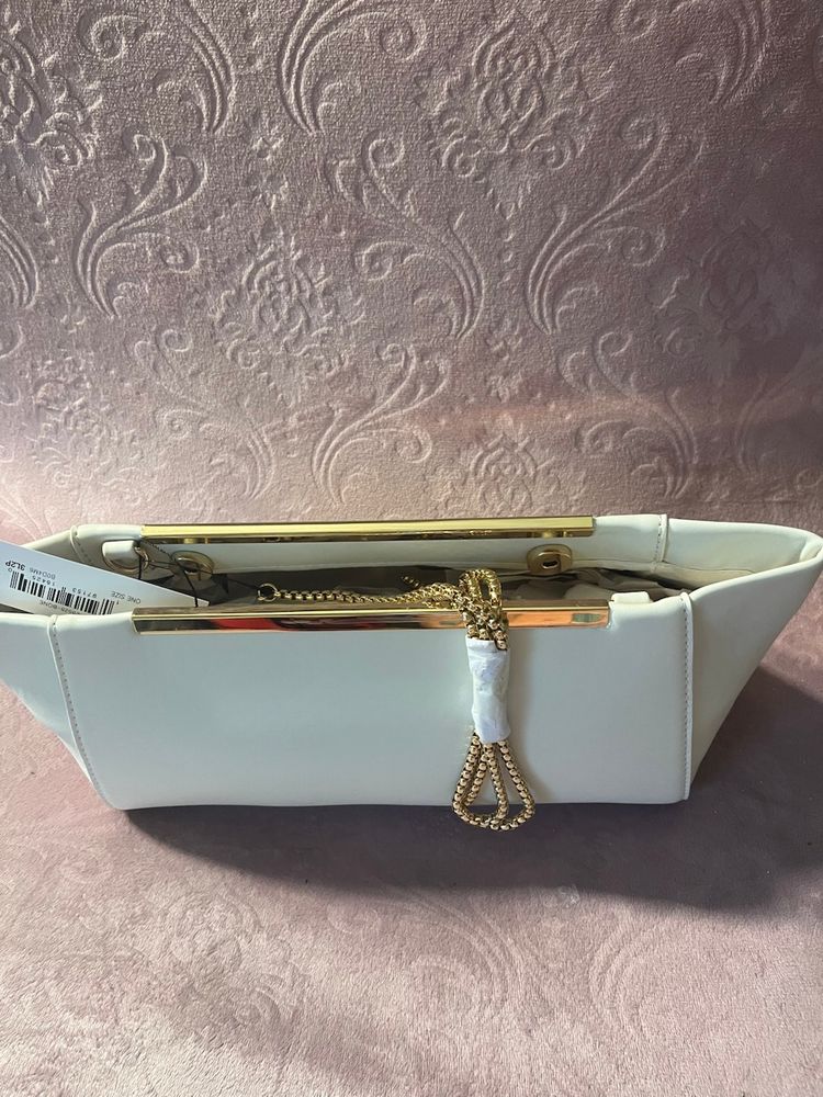 The Drop Harlei Framed Clutch