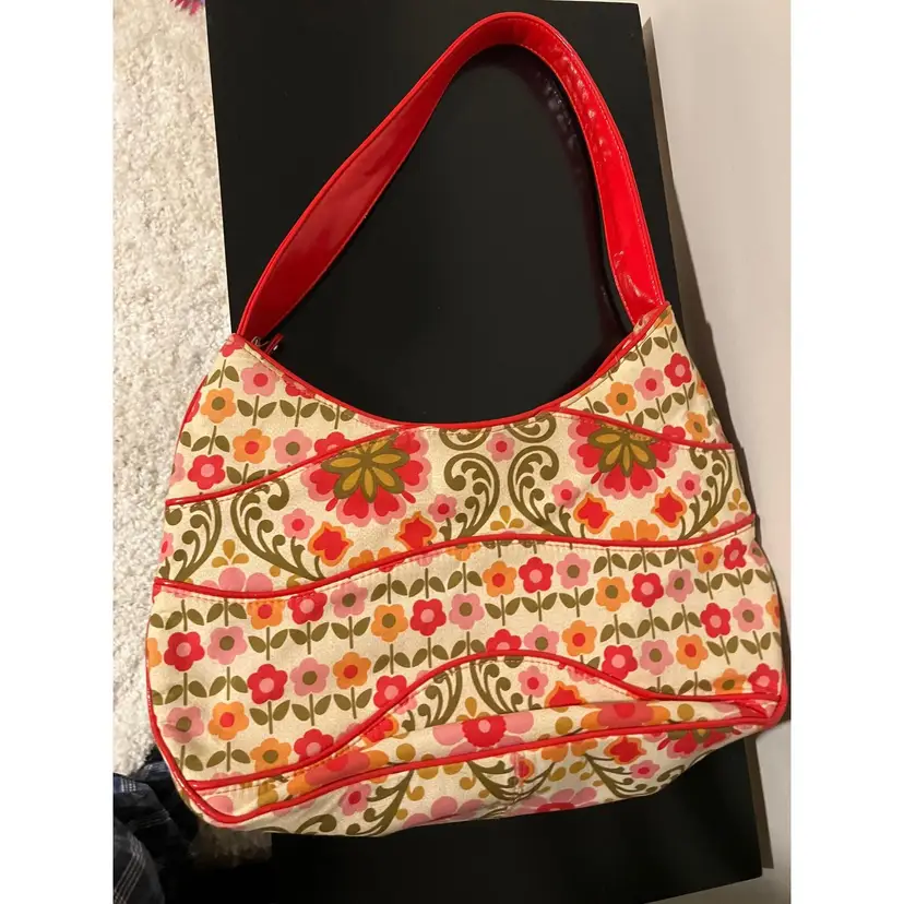 Retired Vera Bradley Folkloric Hobo Purse - Making Waves.