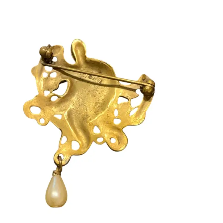 Art Nouveau Lady’s Face With Long Flowing Hair And Dangling Faux Pearl Gold Tone Brooch.