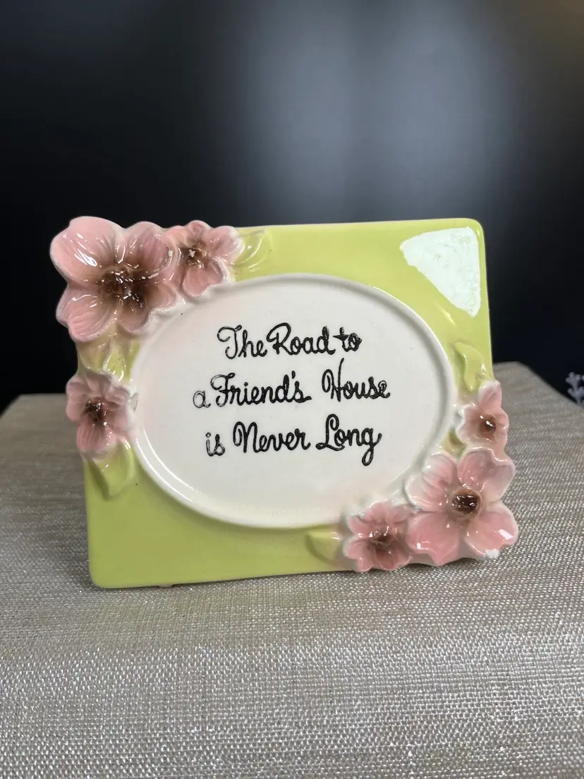 "The Road to a Friend's House is Never Long"-Nostalgic and "Feel Good" Vintage Planter Featuring Dog Wood Flowers.