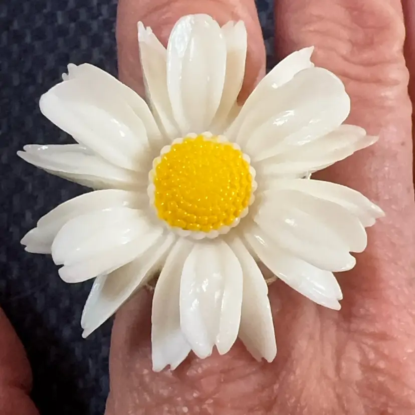 Vintage Daisy Adjustable Ring