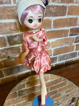Vintage 17" Bradley Pose Doll – 1960s–1970s Japan, Pink Polka Dot Dress & Felt Hat