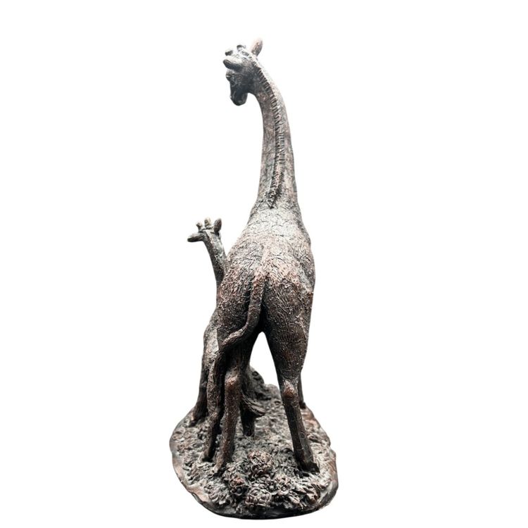 #297A Large Vintage Giraffe Mother And Calf Figurine/Sculpture. Made Of Resin Or A Composite Material.