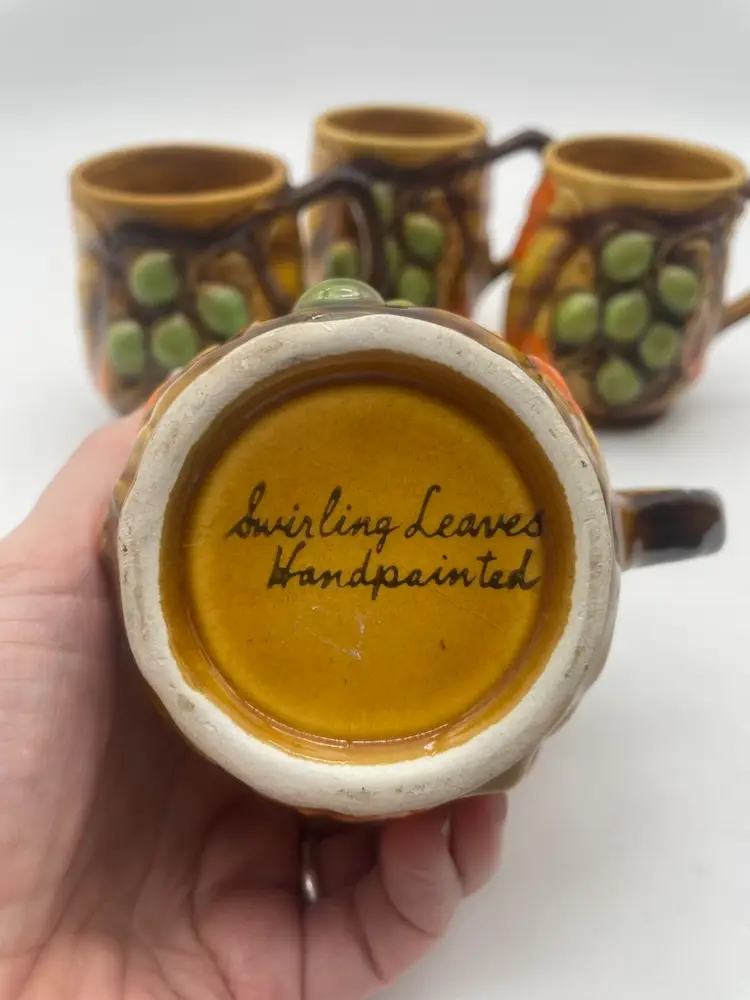 Set Of 4 Vintage Nasco Swirling Leaves Ceramic Mugs