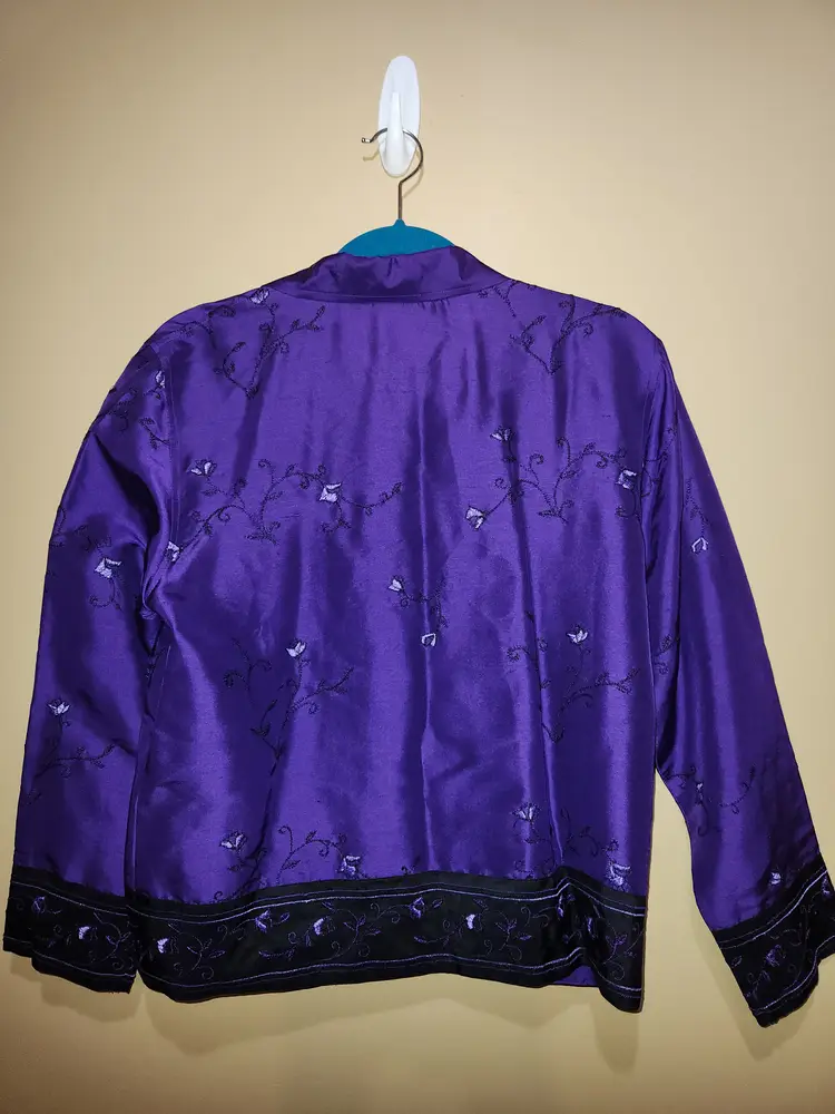 Coldwater Creek Purple Embroidered Silk Button Down Blouse Size Petite Small