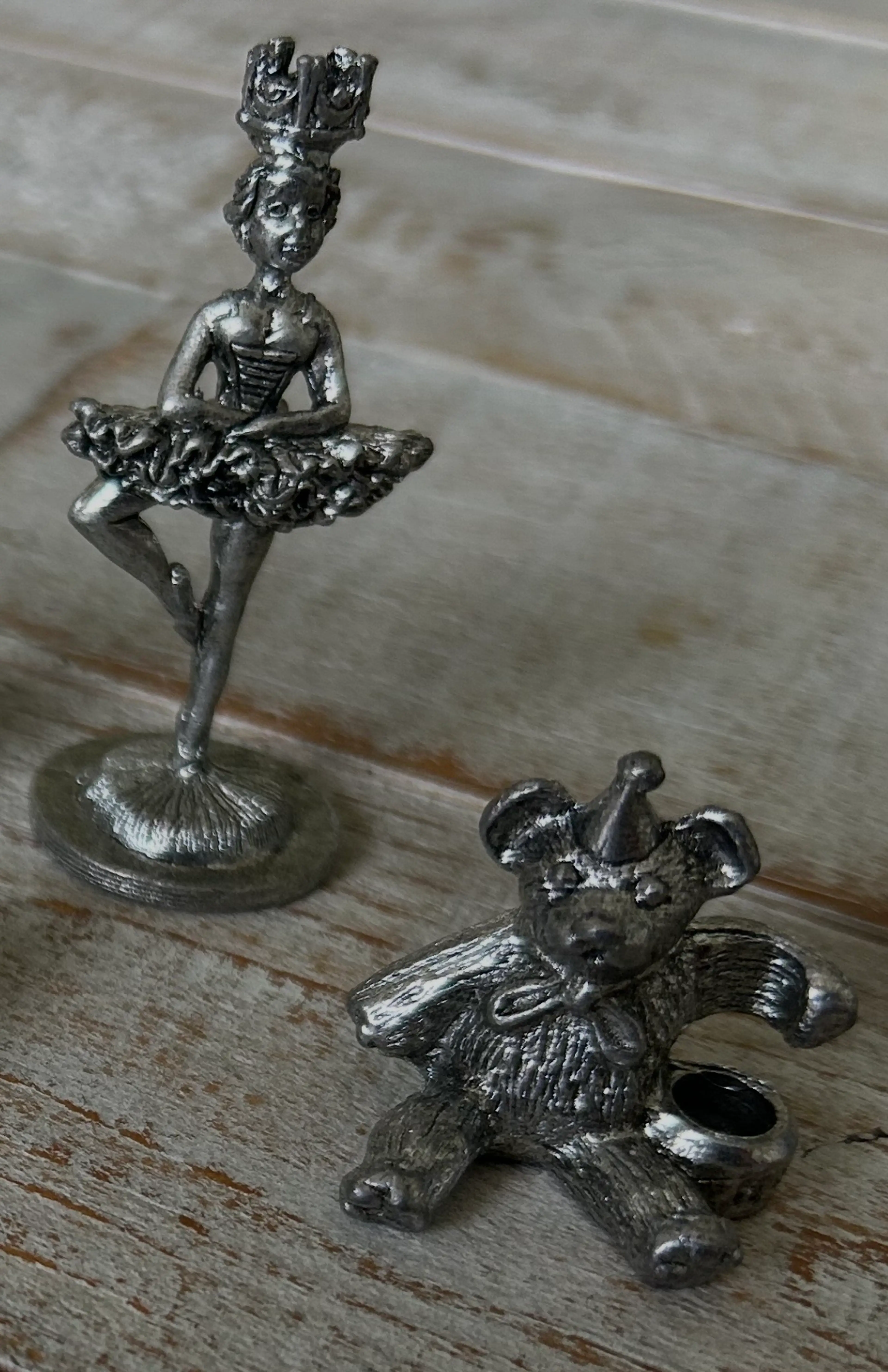 Image 3 of 6