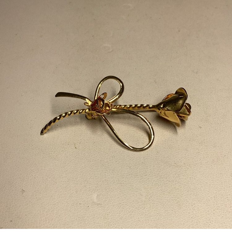 Dainty Goldtone Rose Brooch 2” - Like New Condition
