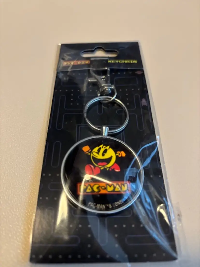 Pac-Man Keychain