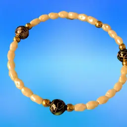 #20 - Pearl And Cloisonné Bracelet With Gold Tone Spacers Between Beads And Pearls.