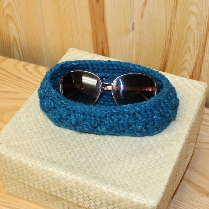 Beautiful Teal Crochet Eyeglasses Holder