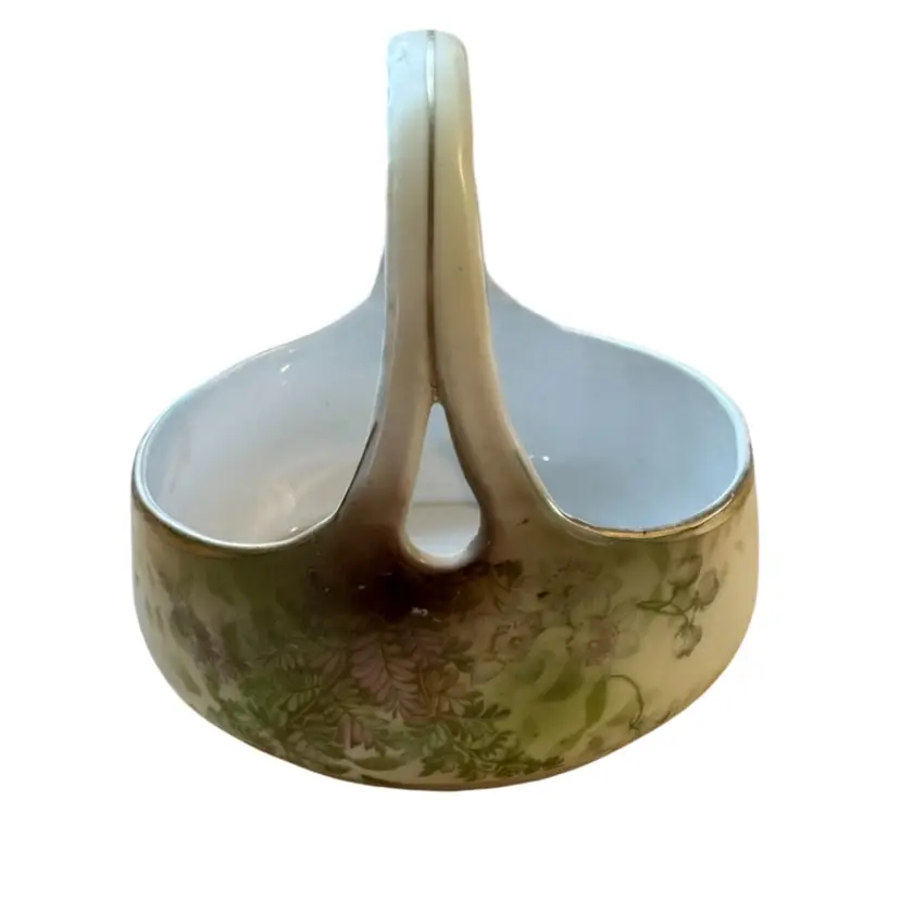 Prussia Little Basket Marked With Red Winged Griffin