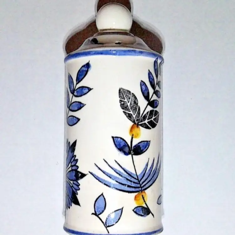 Vintage BLUE CATHAY By Royal Sealy Tall Salt or Pepper Shaker Floral Japan