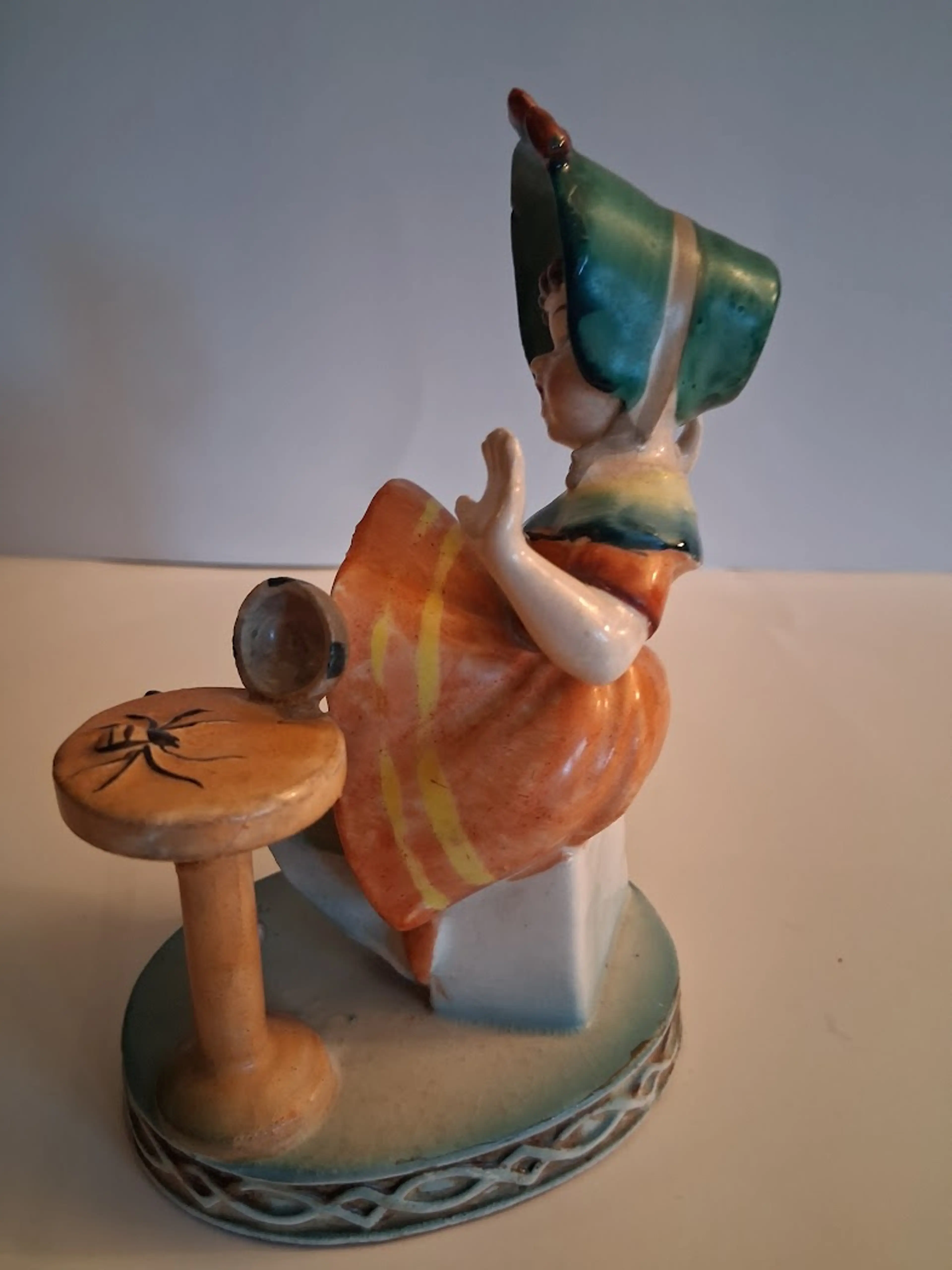 Image 4 of 8