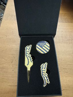 Sun Day Red, US Open Divot Tool And Ball Marker