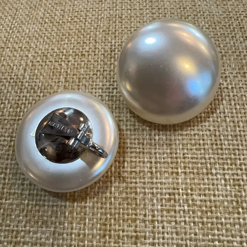 Signed 1” Marvella Pearlized Button Clip-On Earrings