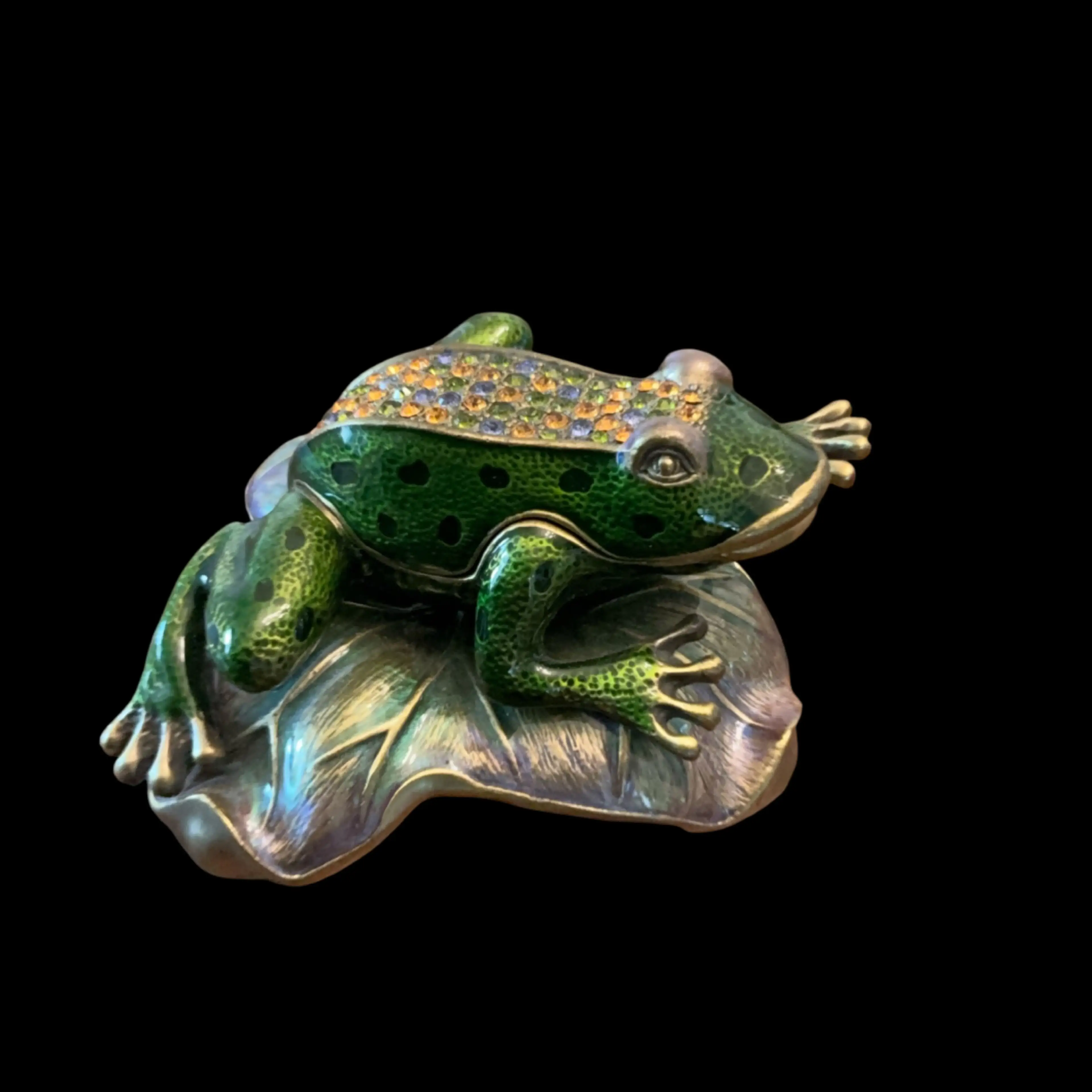 Image 4 of 6