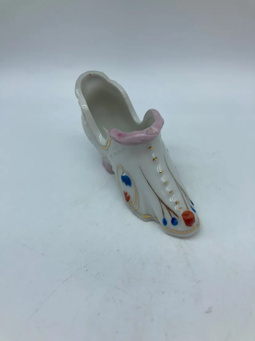 Miniature Porcelain Shoe, Made in Occupied Japan