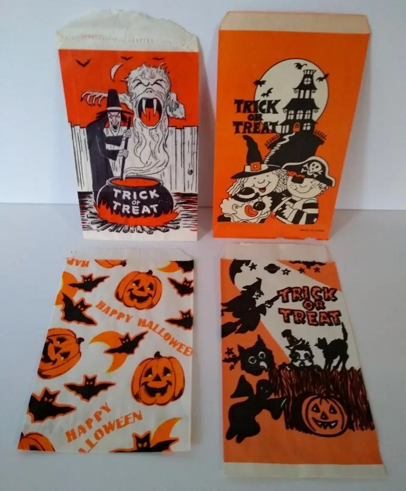 Halloween Candy Trick Or Treat Bags Haunted House Bats Witches Cauldron Cats (4)