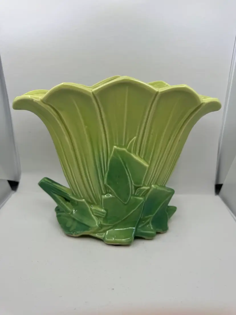 Vintage McCoy green ceramic fan vase with a floral base- 1950s