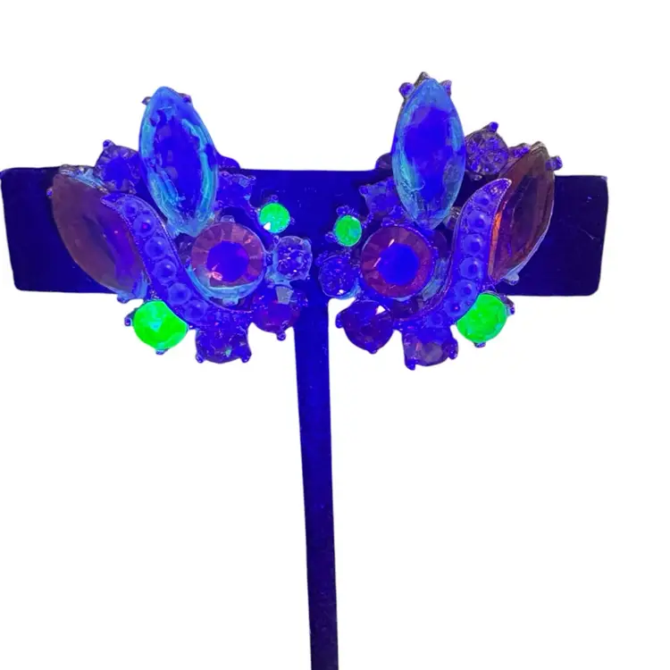 Vintage Uranium Glass Clipon Earrings