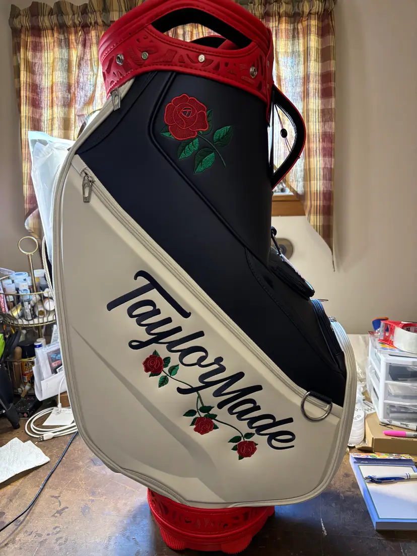 Taylormade Staff Bag