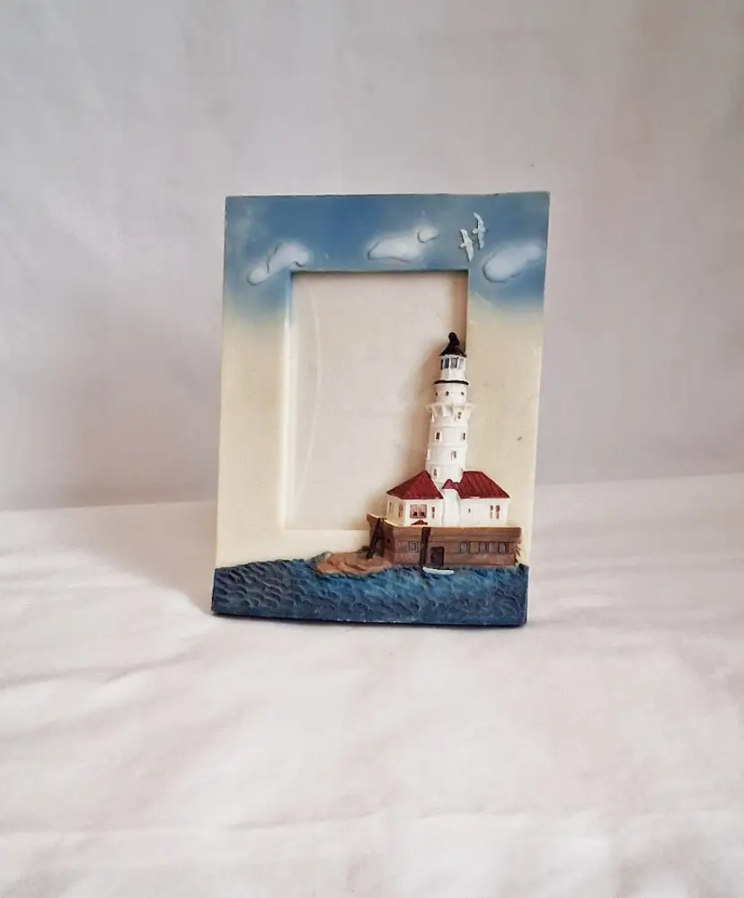 Nautical Lighthouse Picture Frame – 3D Coastal Decor – 8x6 in.