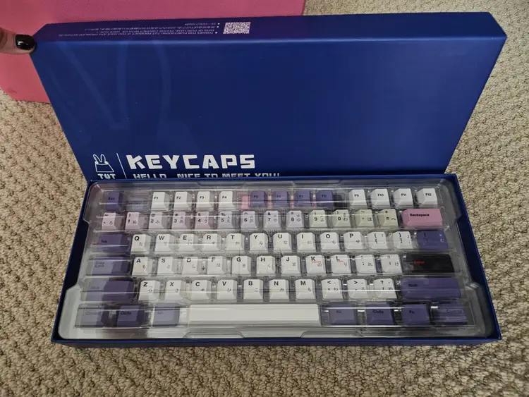 TUT Lucy Keycaps
