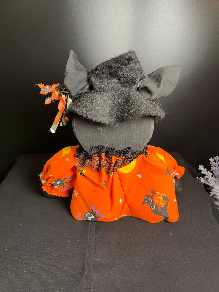 Hand Crafted Black Cat All Decked Out for Halloween! Lot 63