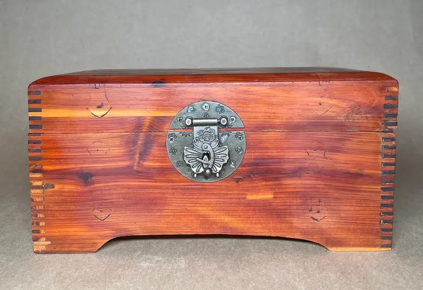 Handmade Dovetailed  Hinged Cedar Secret Trinket Box VINTAGE