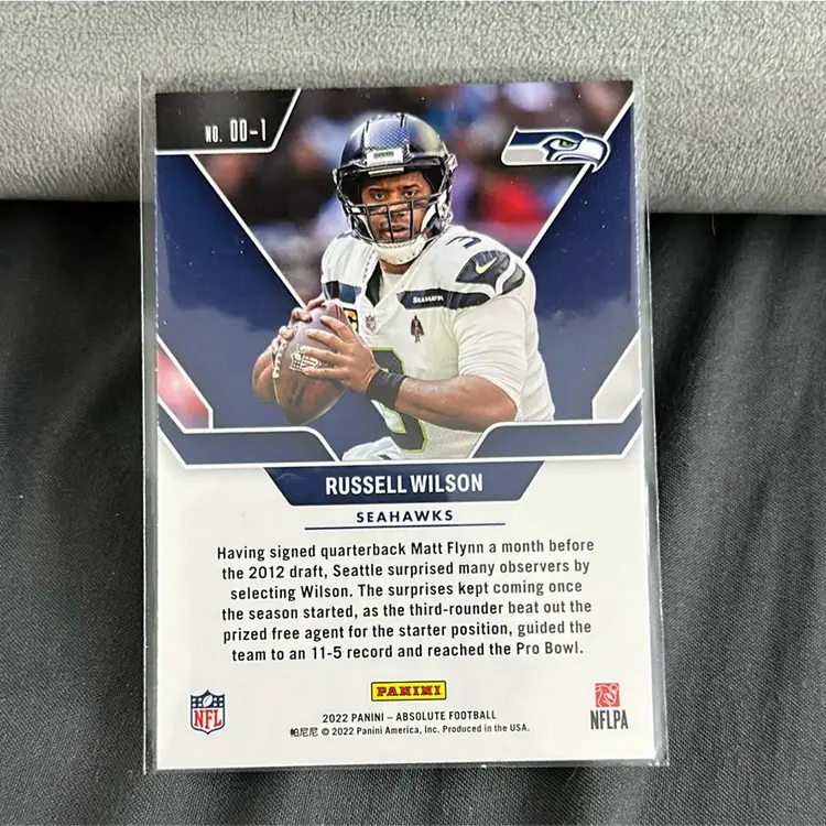 Russell Wilson 2022 Panini Absolute Football {Draft Diamonds} #DD-1 - Seahawks
