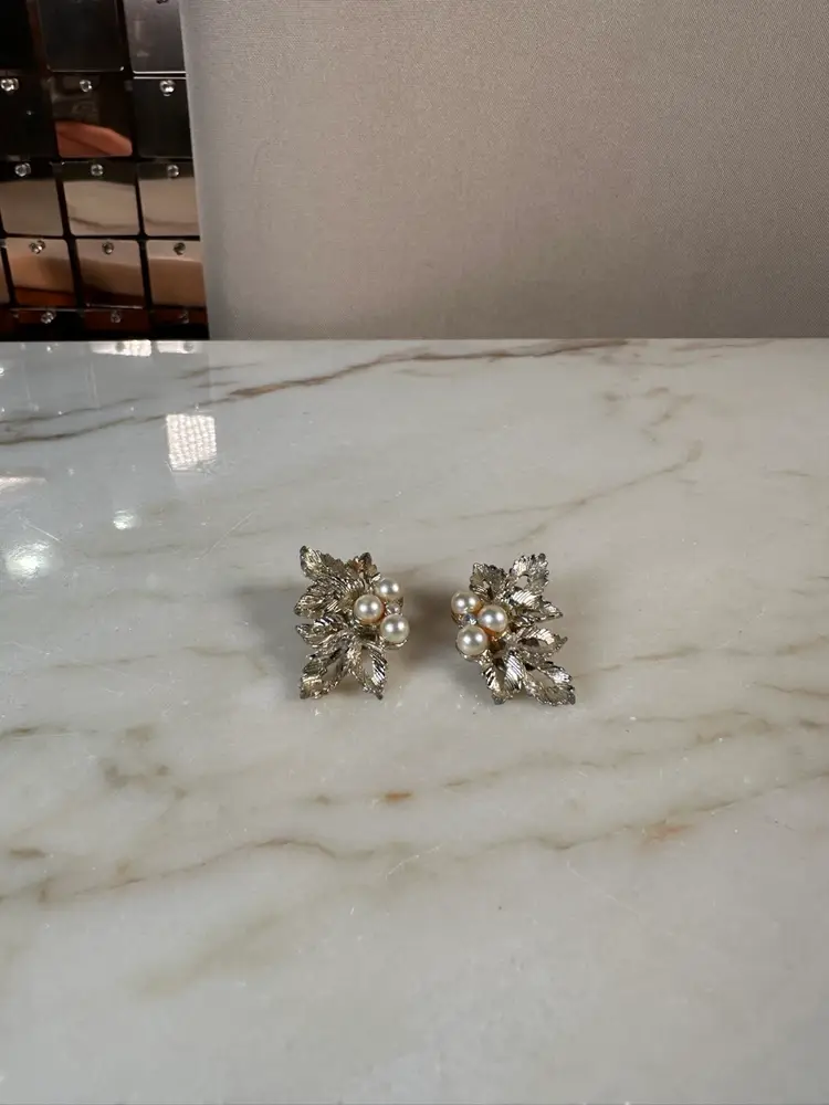 Vintage Judy Lee Set Bracelet And Clip On Earrings