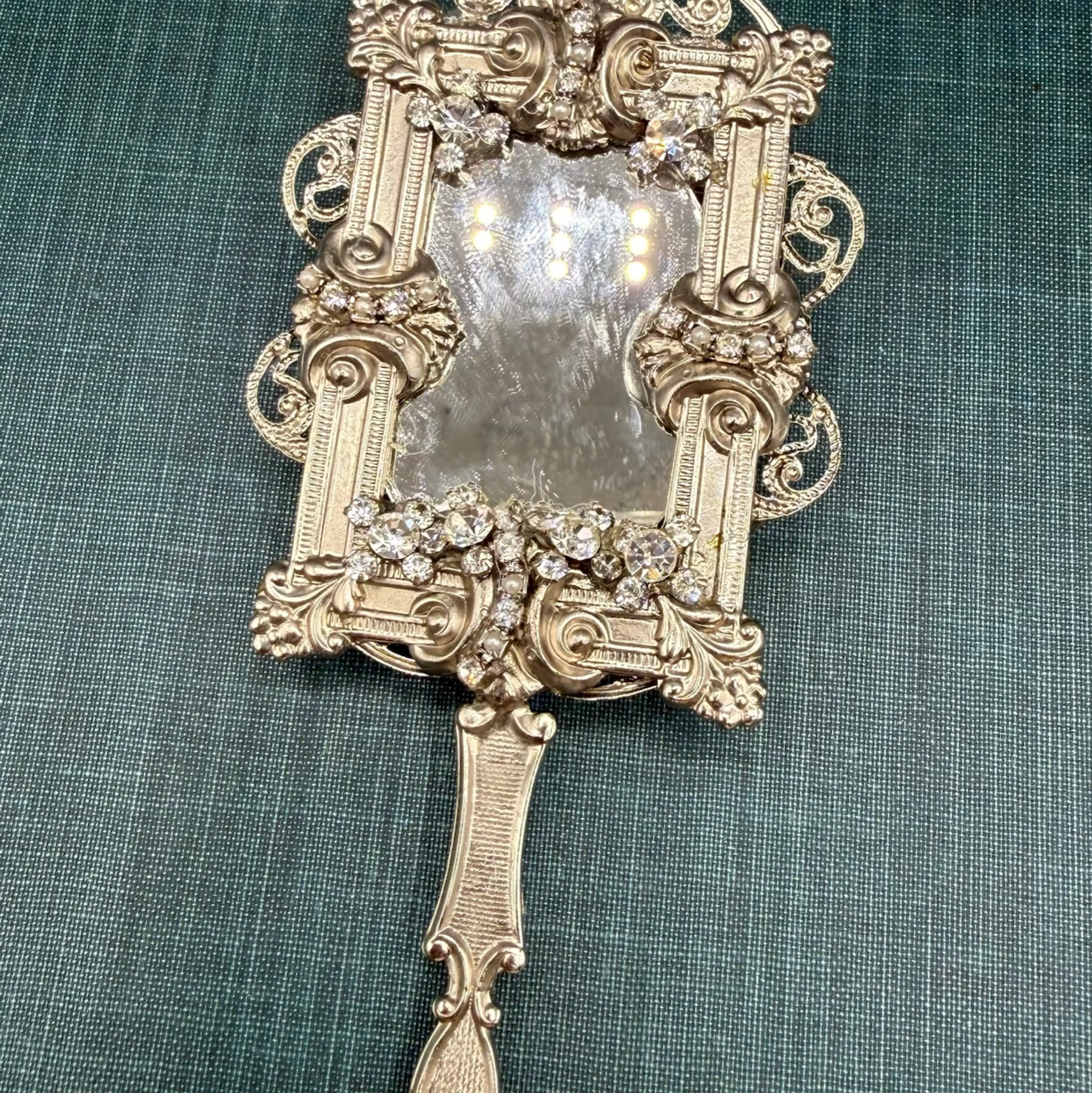 Image 1 of 4