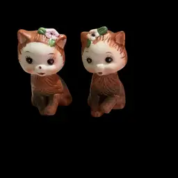 #15. Vintage Porcelain Hand Painted Adorable Cat Salt & Pepper Shakers. Made In Korea