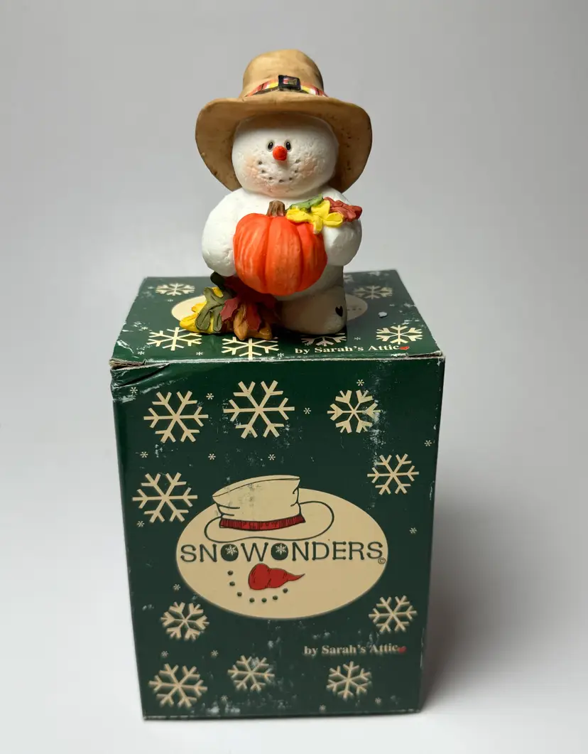 Snowonders by Sarah's Attic Snowman Figurine November Leif