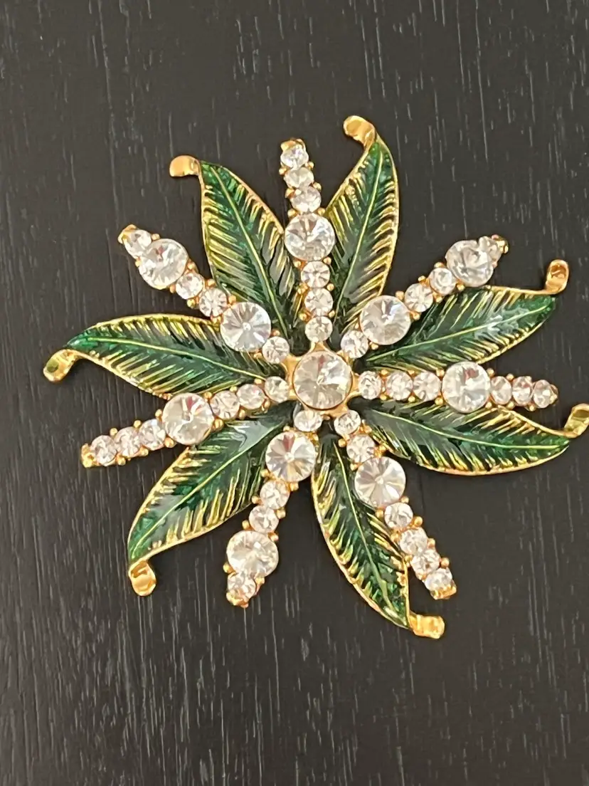 Vtg 90s brooch starburst flower green enamel with prong rhinestones & Crystals