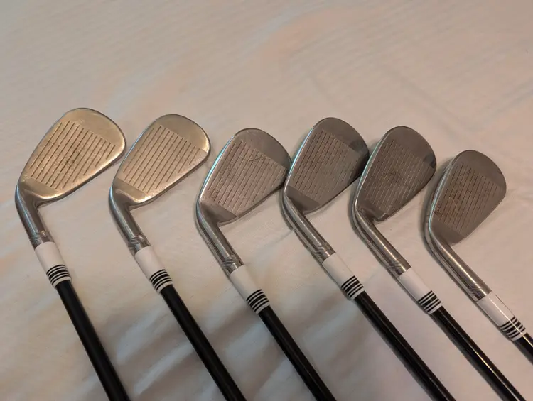 2025 Sub70 699 Pro V3 Irons 5-PW Regular Graphite MMT Shafts Right Handed