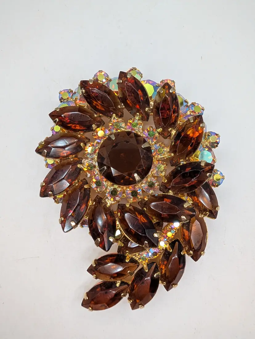 Verified D&E JULIANA (Ref #3778) Topaz and AB Paisley/Comet Brooch LIKE NEW