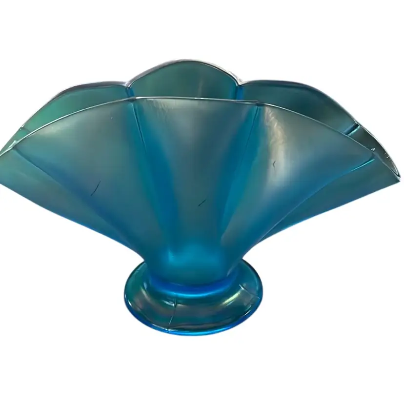 Vintage Fenton Celeste Blue stretch Art glass iridescent fan vase with ruffled edges And Light Iridescence 5”