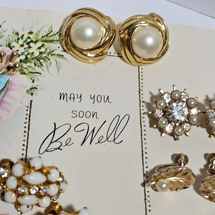 14 Spring Colorful Floral Clip-On Earrings Wonderful Resellers Lot!!!