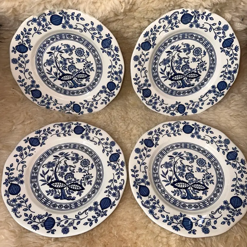 Vintage Enoch Wedgewood Tungstall Ltd Blue Onion 7” Salad/Dessert Plate Set of 4 Plates