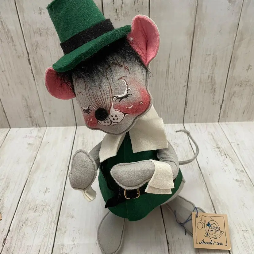 Vintage 14" Annalee Mobilitee pilgrim boy mouse doll 1992 Retired 3080