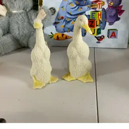 2000 Vintage Textured Dept 56 Geese