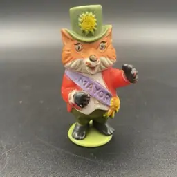 Playskool Richard Scarry Mayor Fox 2.5" Puzzletown Toy Figure - VTG 1976