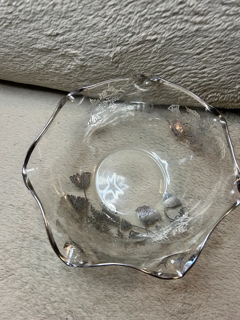 Silver City Glass Sterling Silver Overlay Ruffle Edge Bowl Flanders Pattern